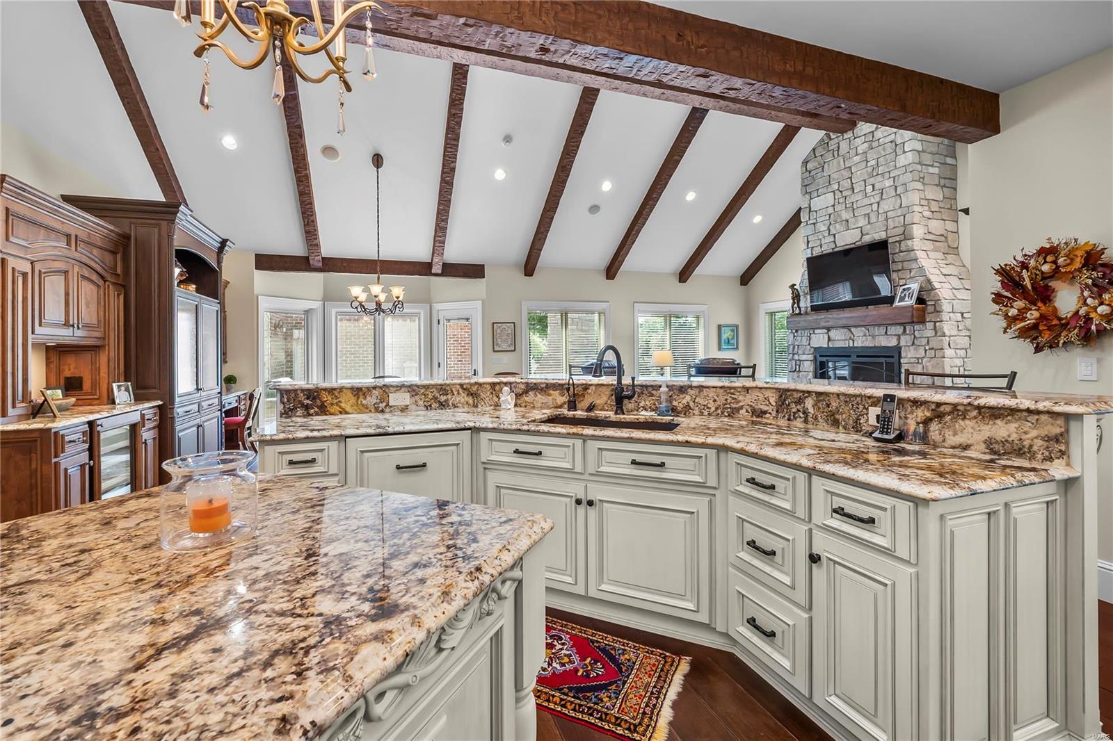 Windwood Lake Estates - Residential