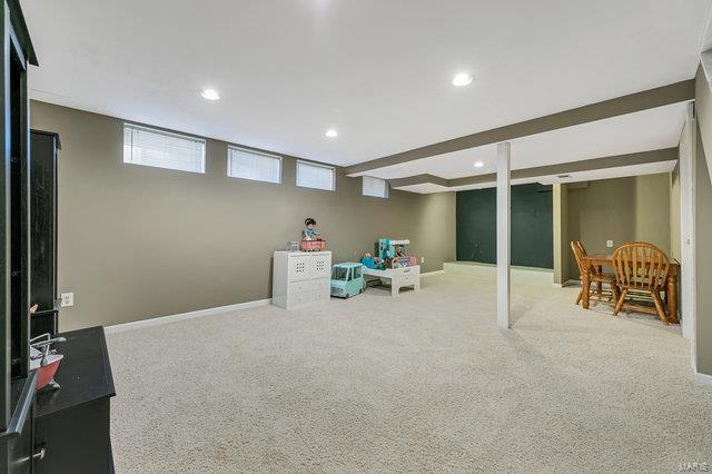 Round Hill - Residential