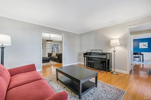 Round Hill - Residential