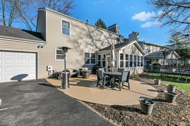 Round Hill - Residential