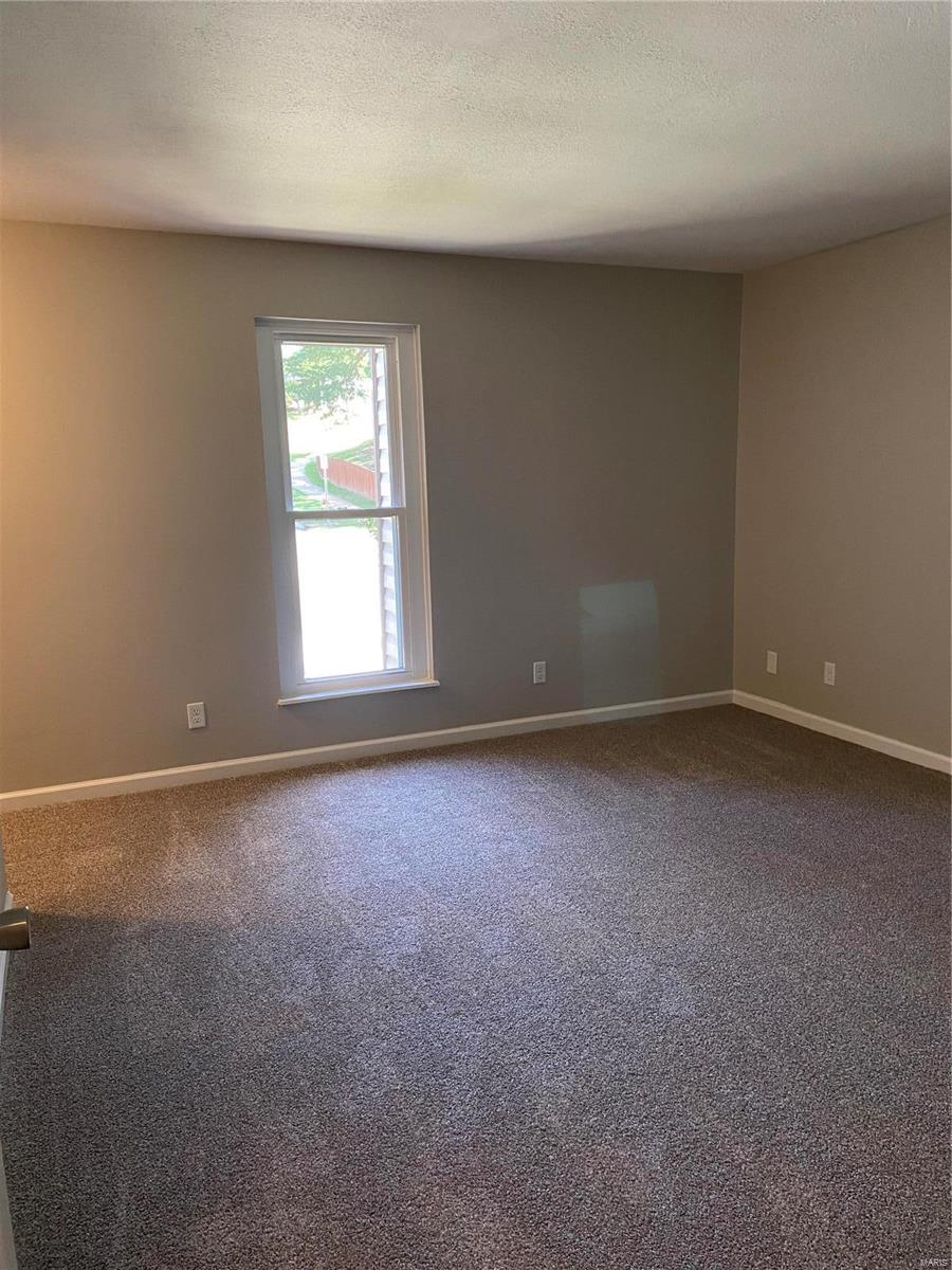 Oakville Commons Condo - Residential