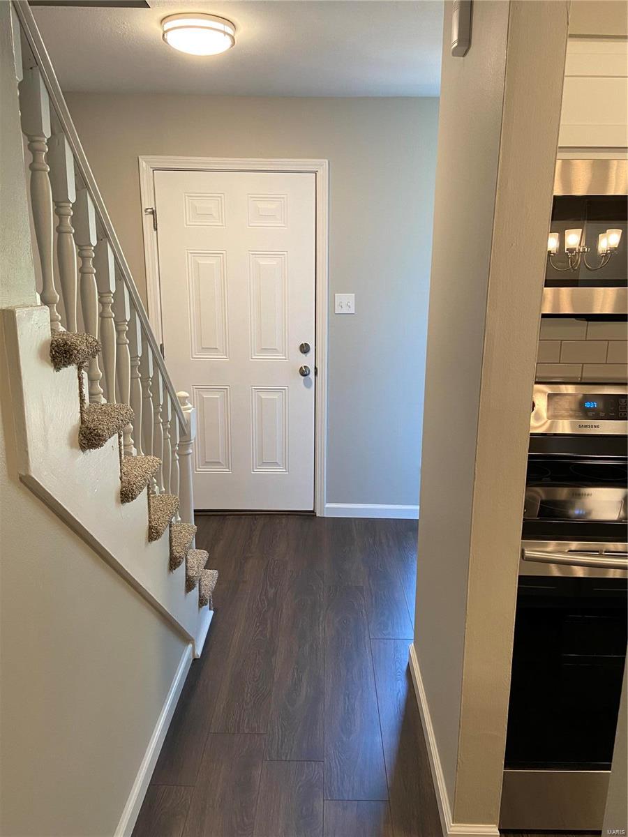 Oakville Commons Condo - Residential