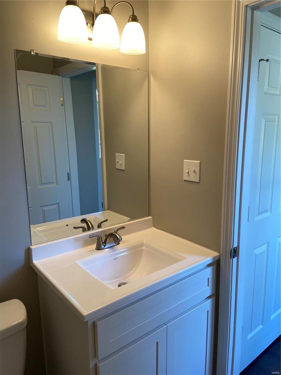 Oakville Commons Condo - Residential