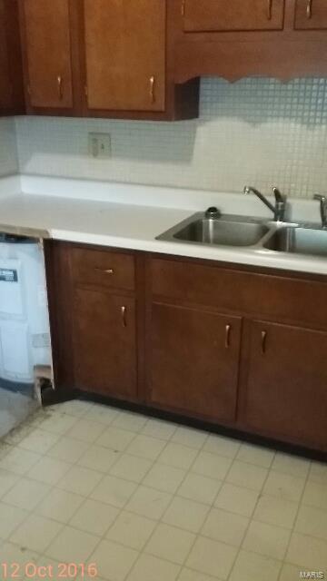 Hazelcrest III Condo - Residential