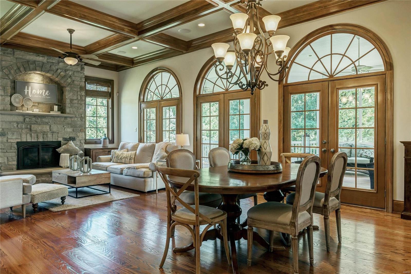 Town & Country Manor - Residential