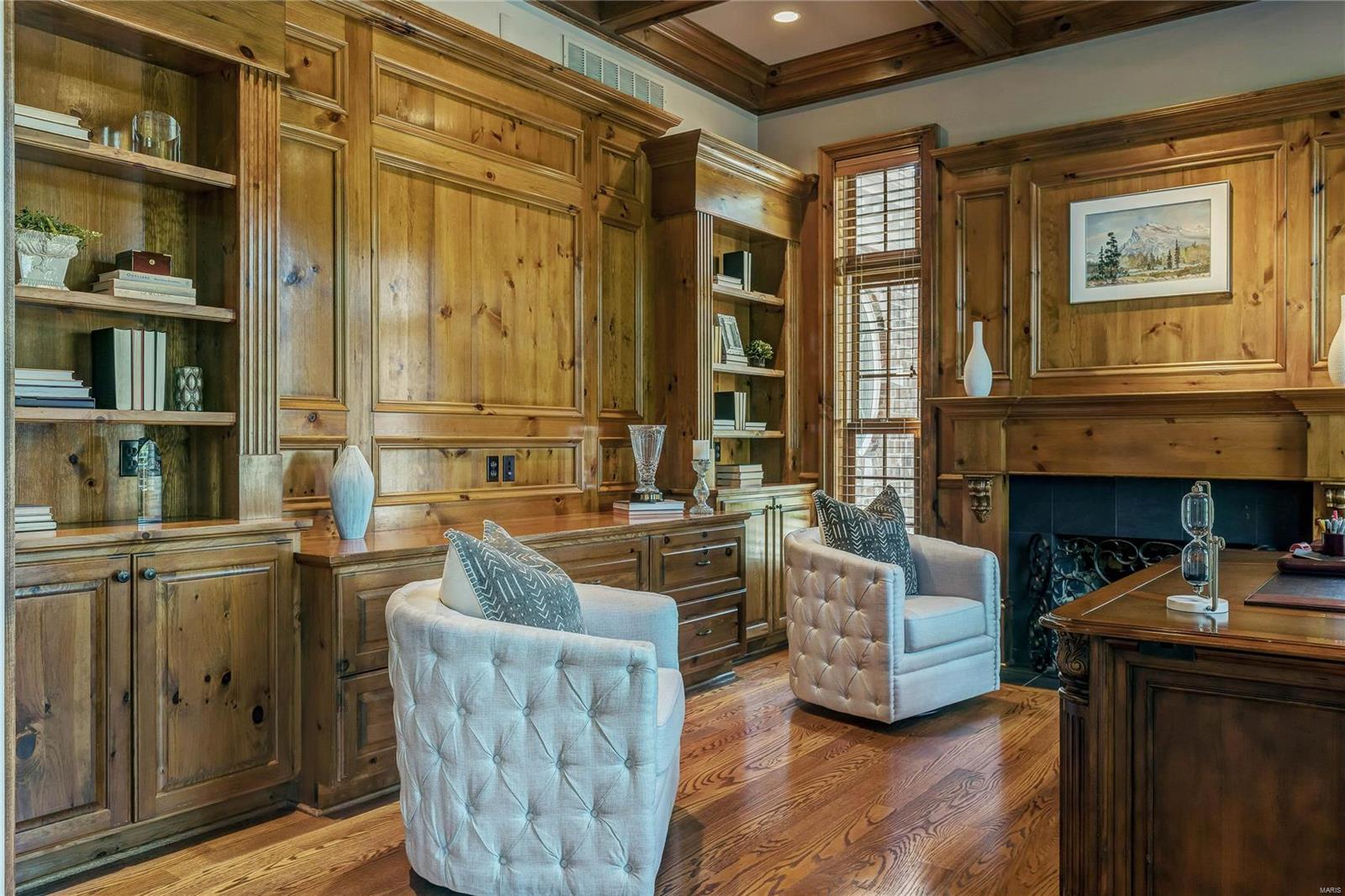 Town & Country Manor - Residential