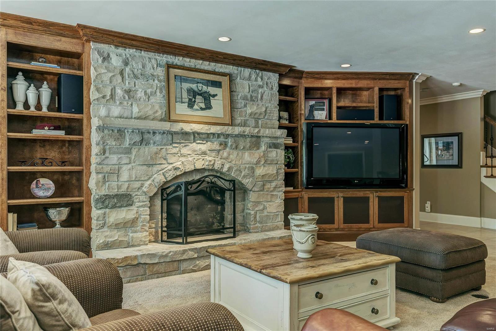 Town & Country Manor - Residential