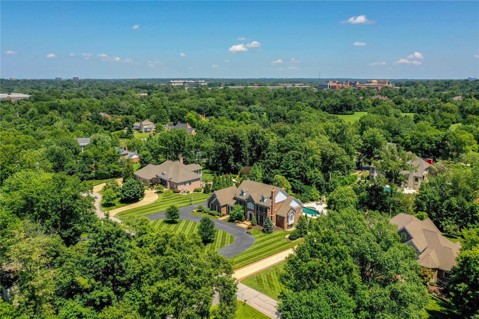 Town & Country Manor - Residential