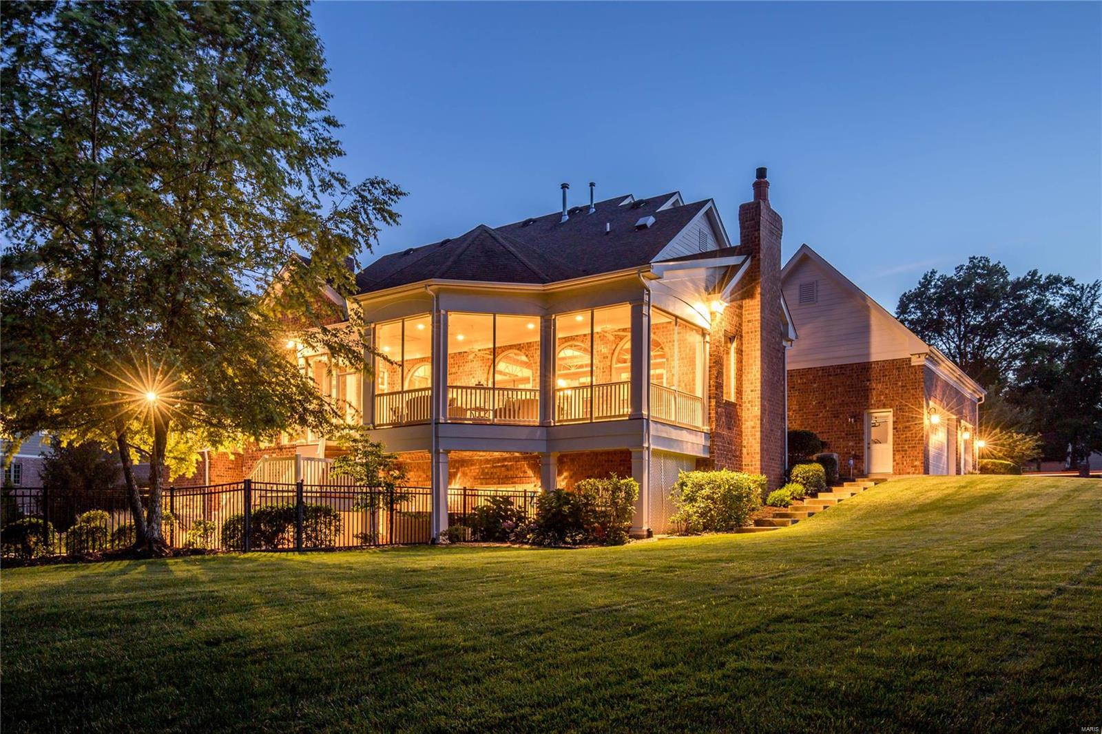 Town & Country Manor - Residential