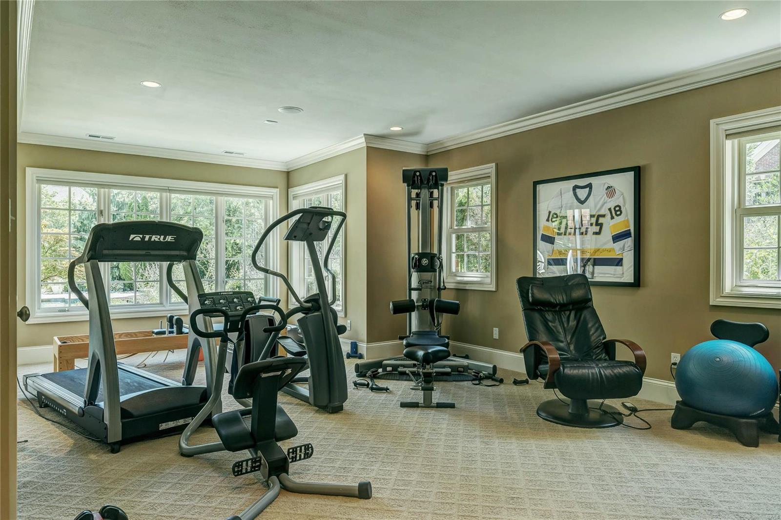 Town & Country Manor - Residential