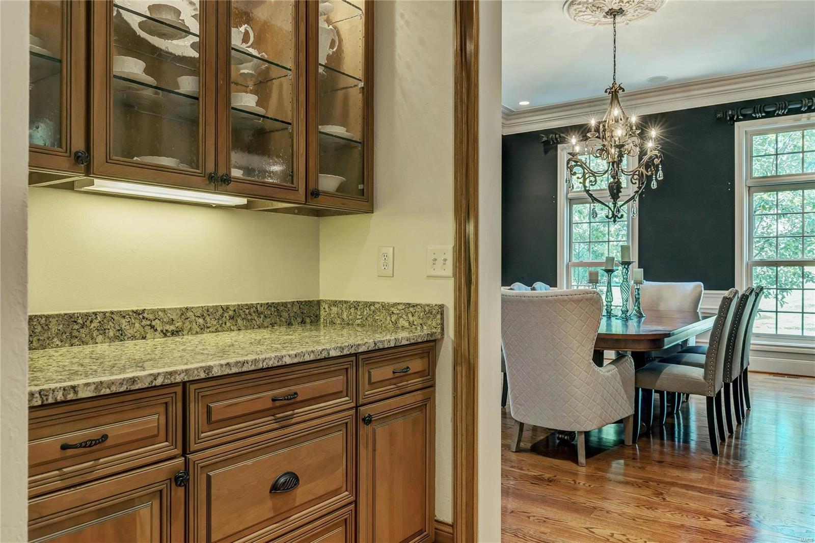 Town & Country Manor - Residential