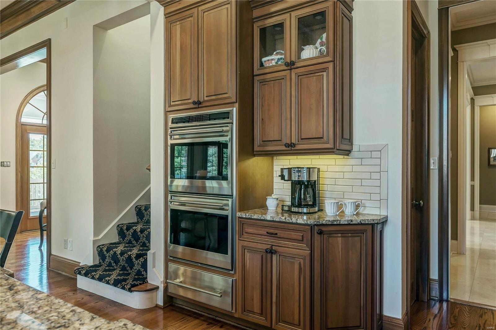 Town & Country Manor - Residential