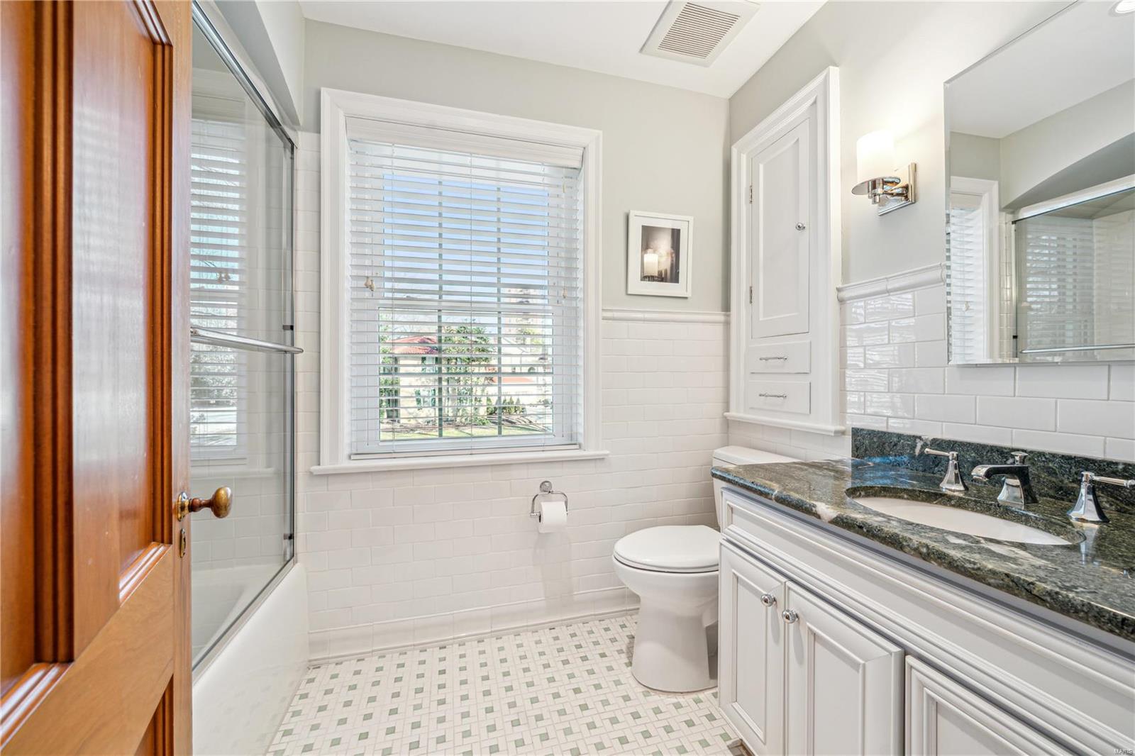 Davis Place - Residential