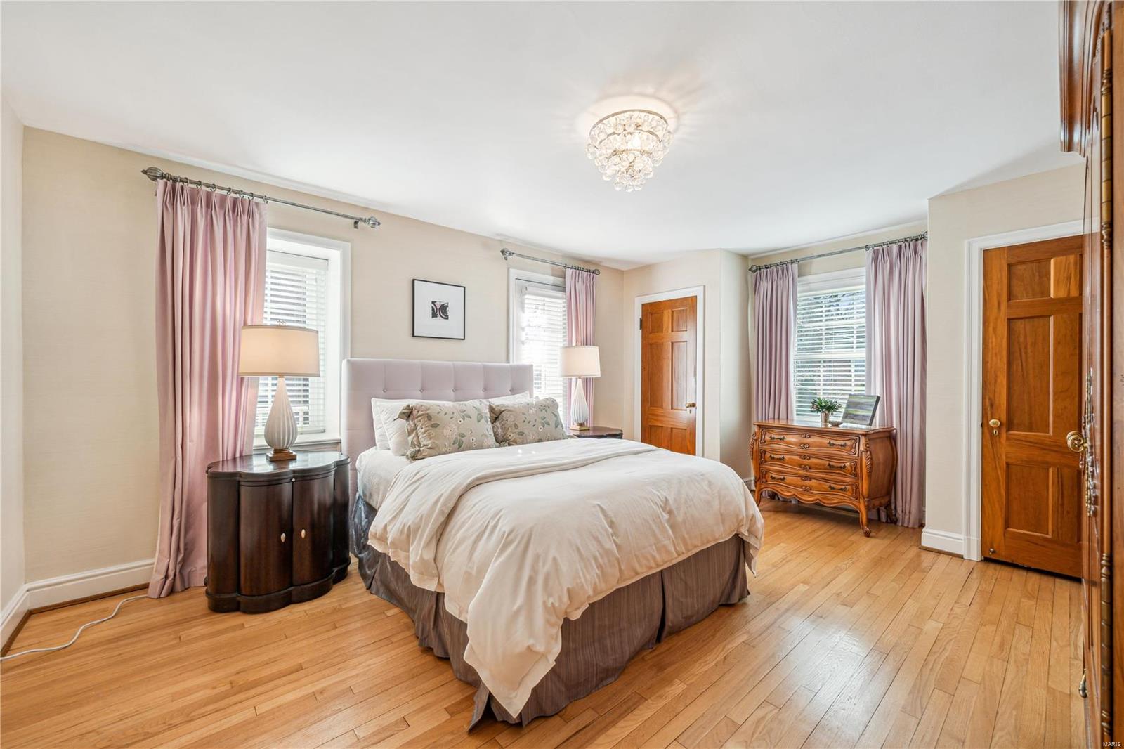 Davis Place - Residential
