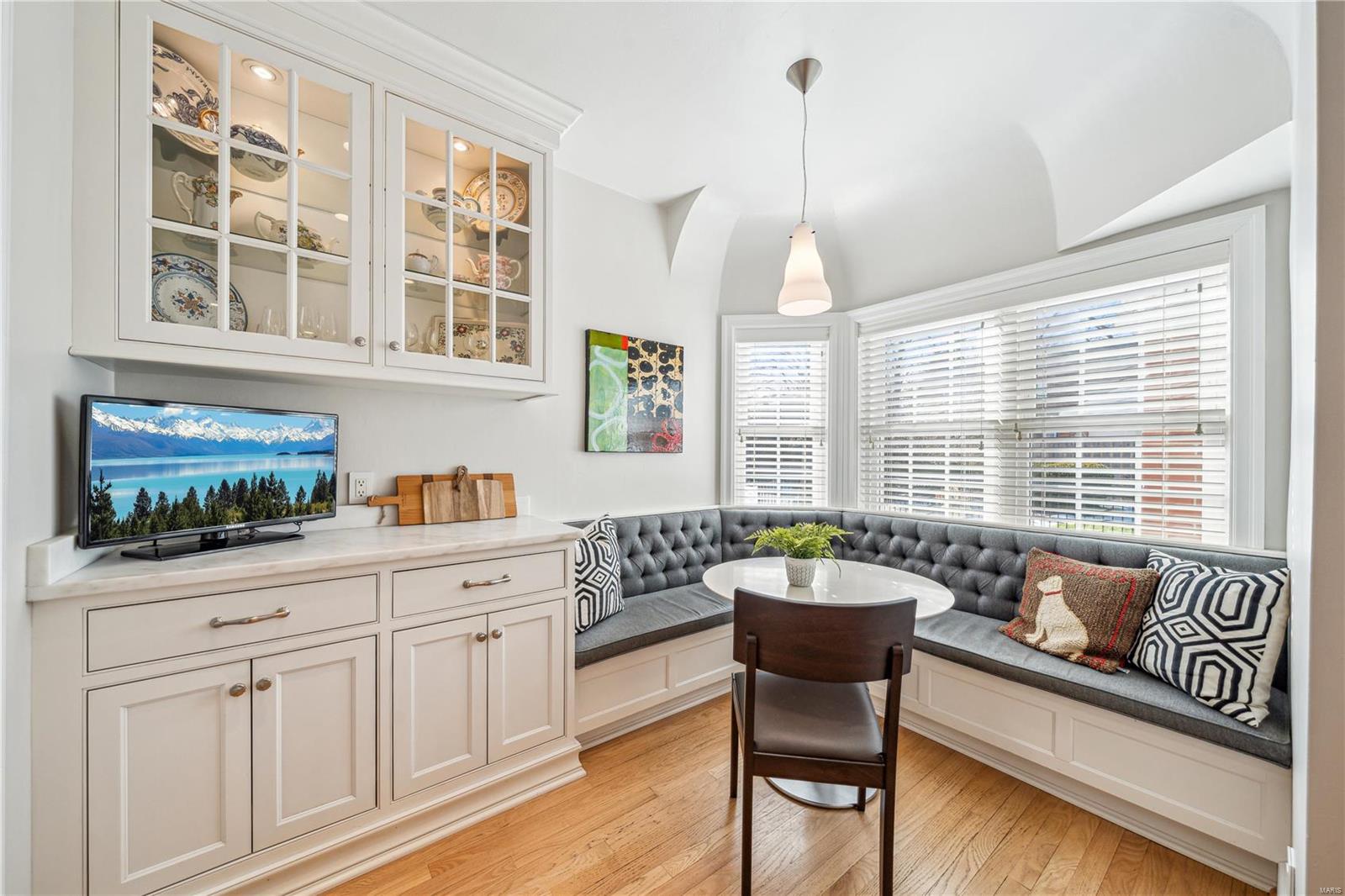 Davis Place - Residential