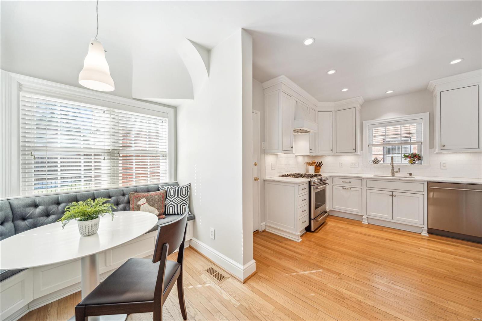 Davis Place - Residential