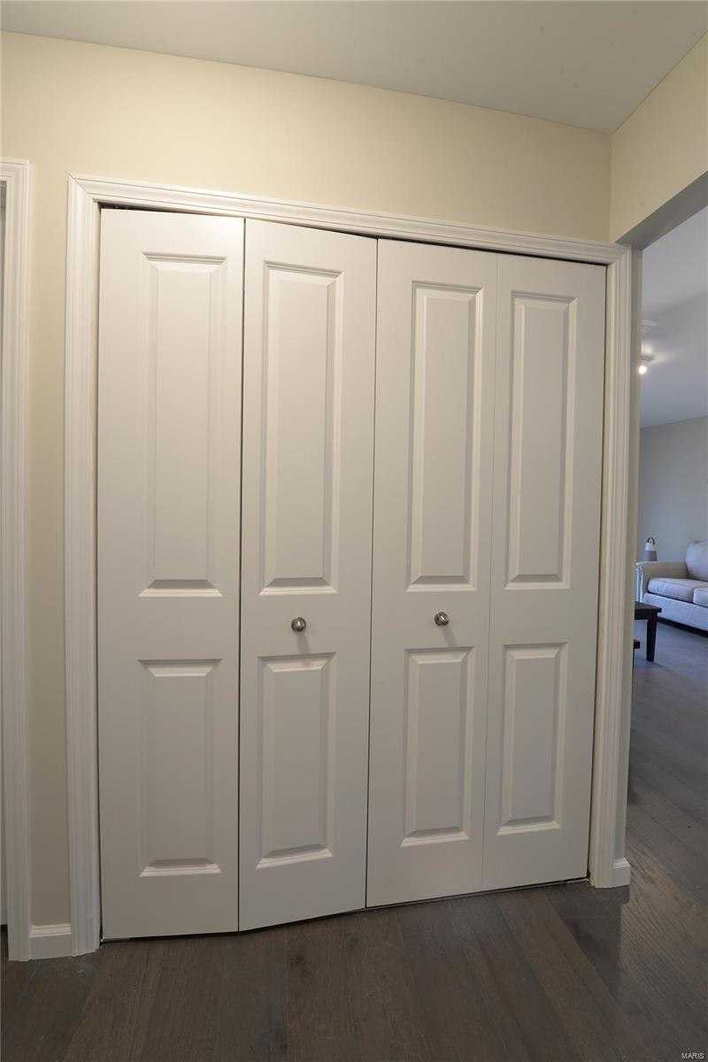 Pacific, Missouri 63069, United States, 3 Bedrooms Bedrooms, ,2 BathroomsBathrooms,Residential,Pending,31383