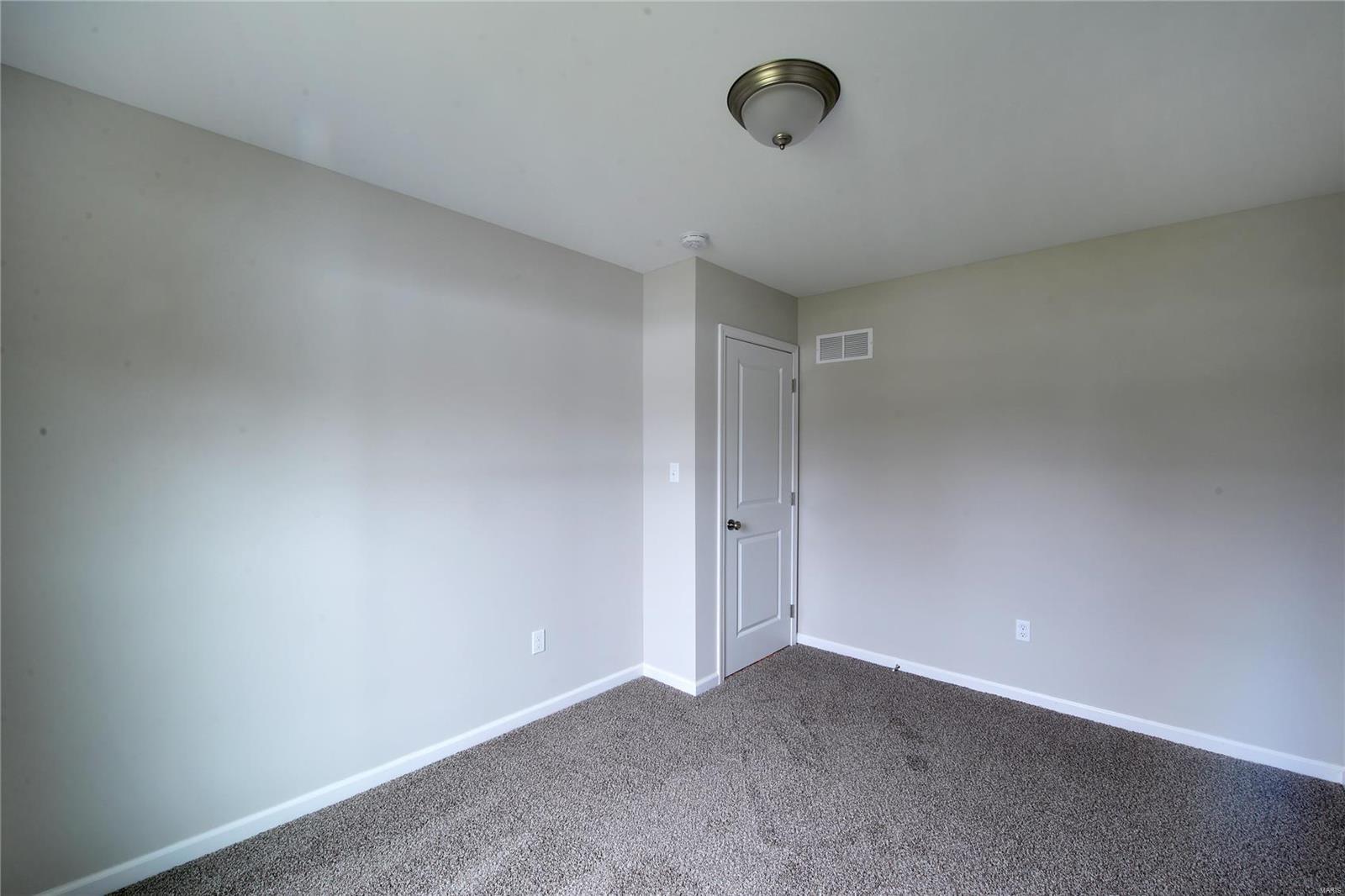 Pacific, Missouri 63069, United States, 3 Bedrooms Bedrooms, ,2 BathroomsBathrooms,Residential,Pending,31383