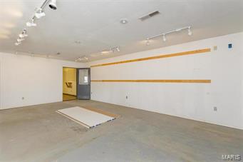 Troy - Commercial Sale