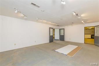 Troy - Commercial Sale