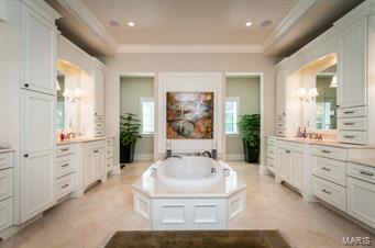 Lynnbrook - Residential