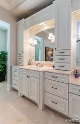 Lynnbrook - Residential