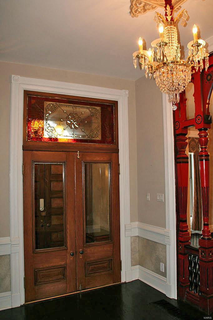 Lafayette Square - Residential