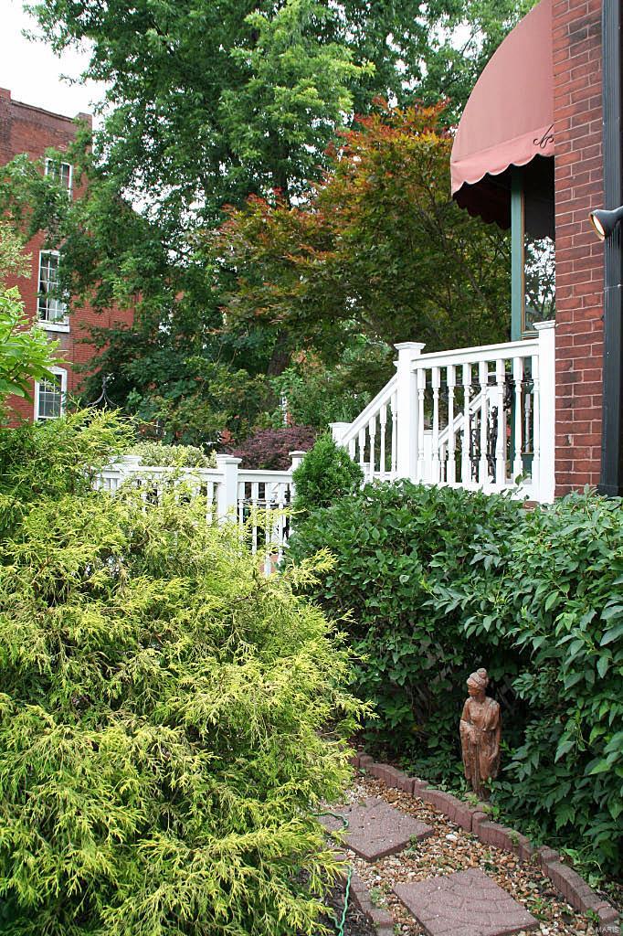 Lafayette Square - Residential