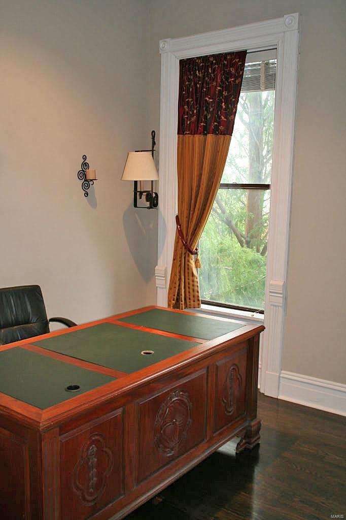 Lafayette Square - Residential