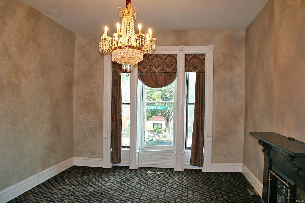 Lafayette Square - Residential