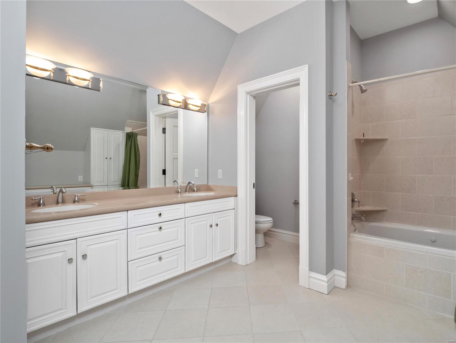 Somerset Downs 2 - Residential