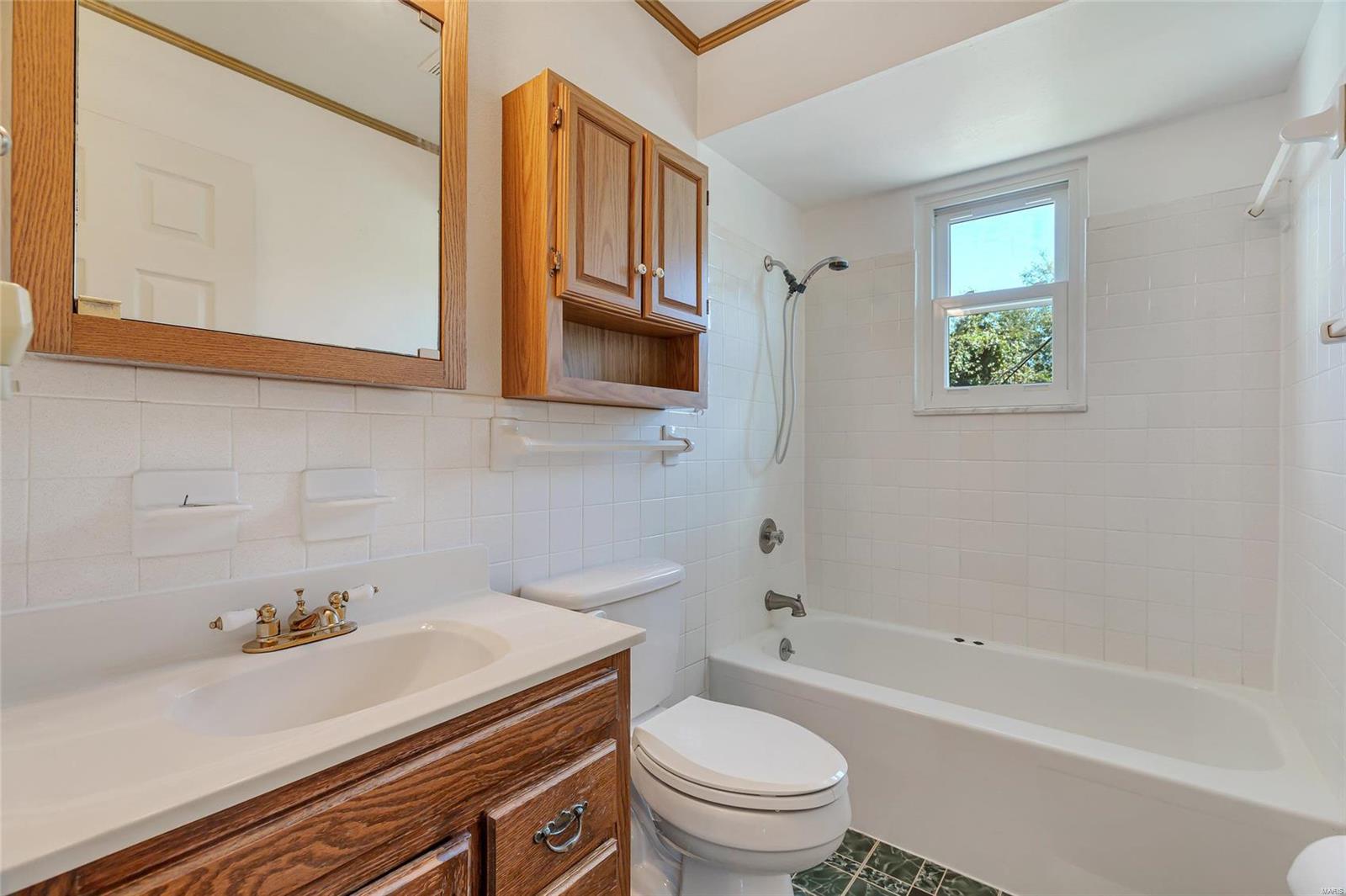 Red Oak Estate - Residential