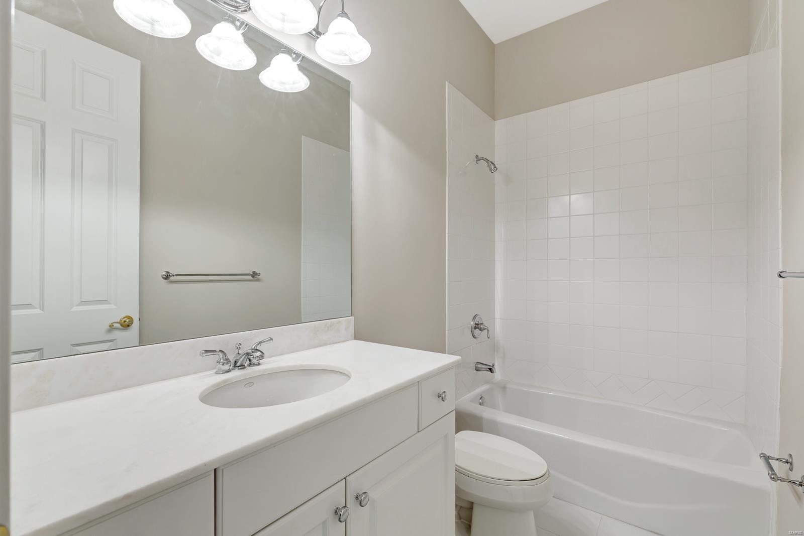 335 North Meramec A Condo - Residential