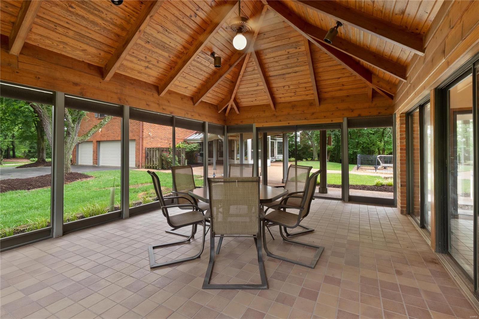 Huntington Farm 4 - Residential