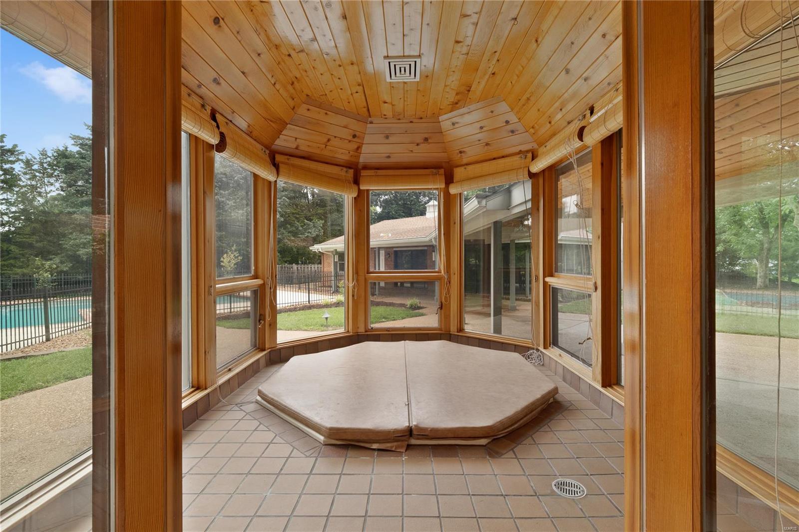 Huntington Farm 4 - Residential