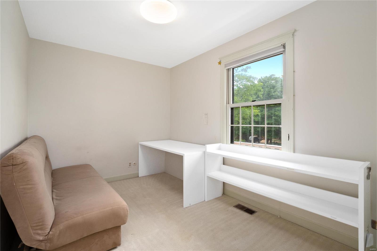 Huntington Farm 4 - Residential