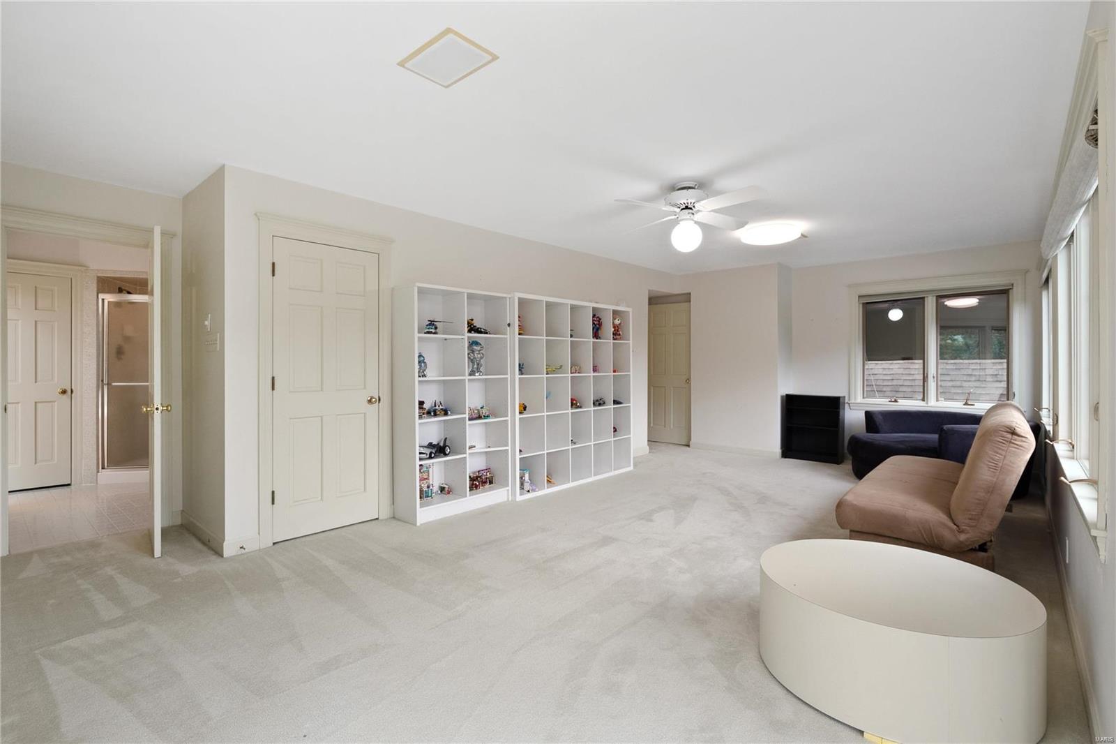 Huntington Farm 4 - Residential