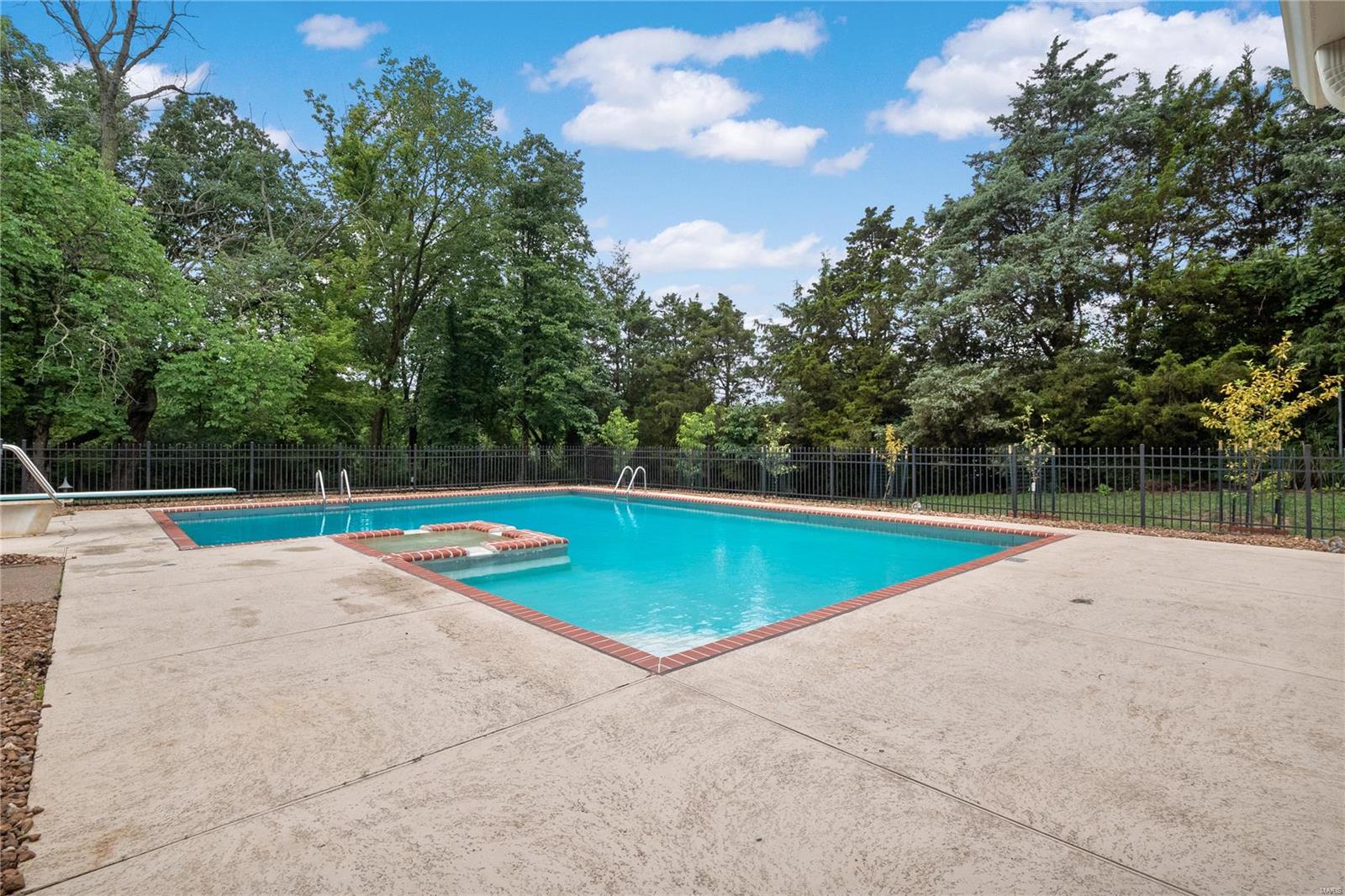 Huntington Farm 4 - Residential