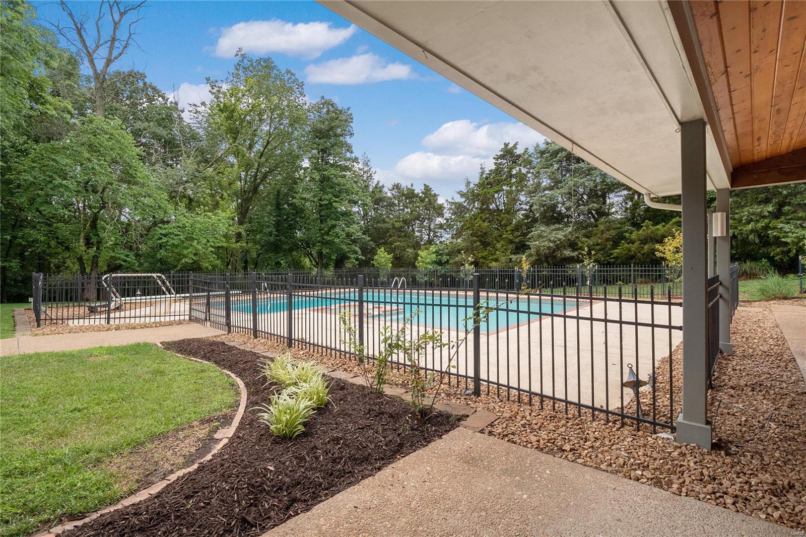 Huntington Farm 4 - Residential