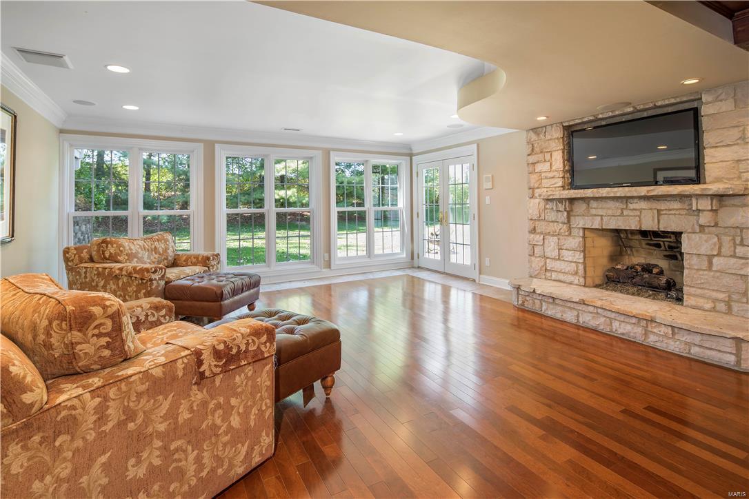 Hamptons The - Residential