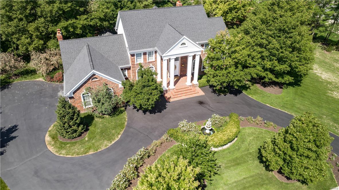 Hamptons The - Residential