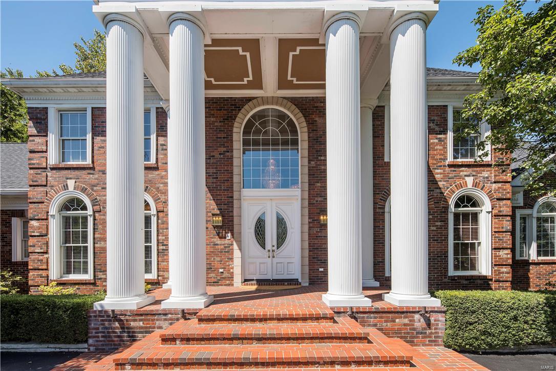 Hamptons The - Residential