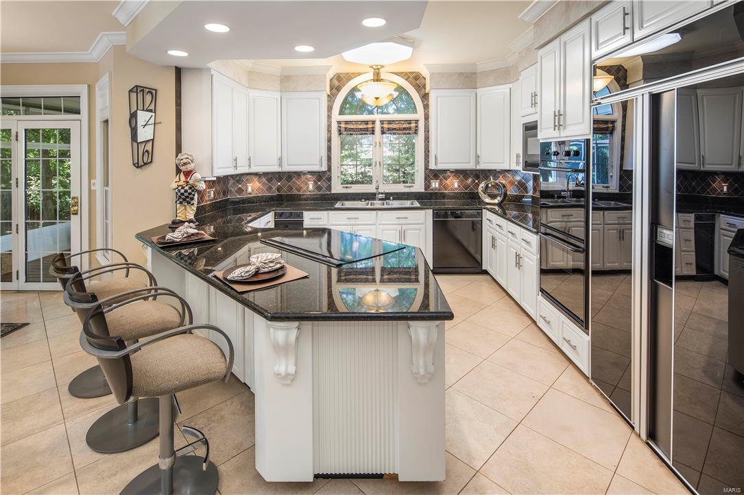 Hamptons The - Residential