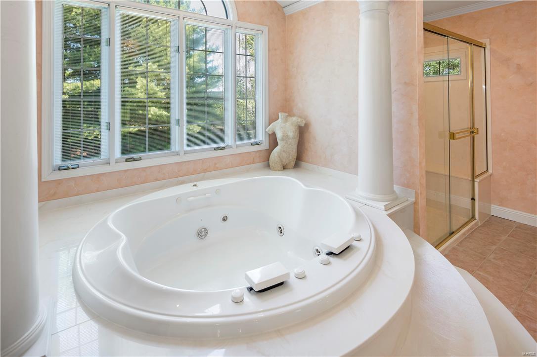 Hamptons The - Residential