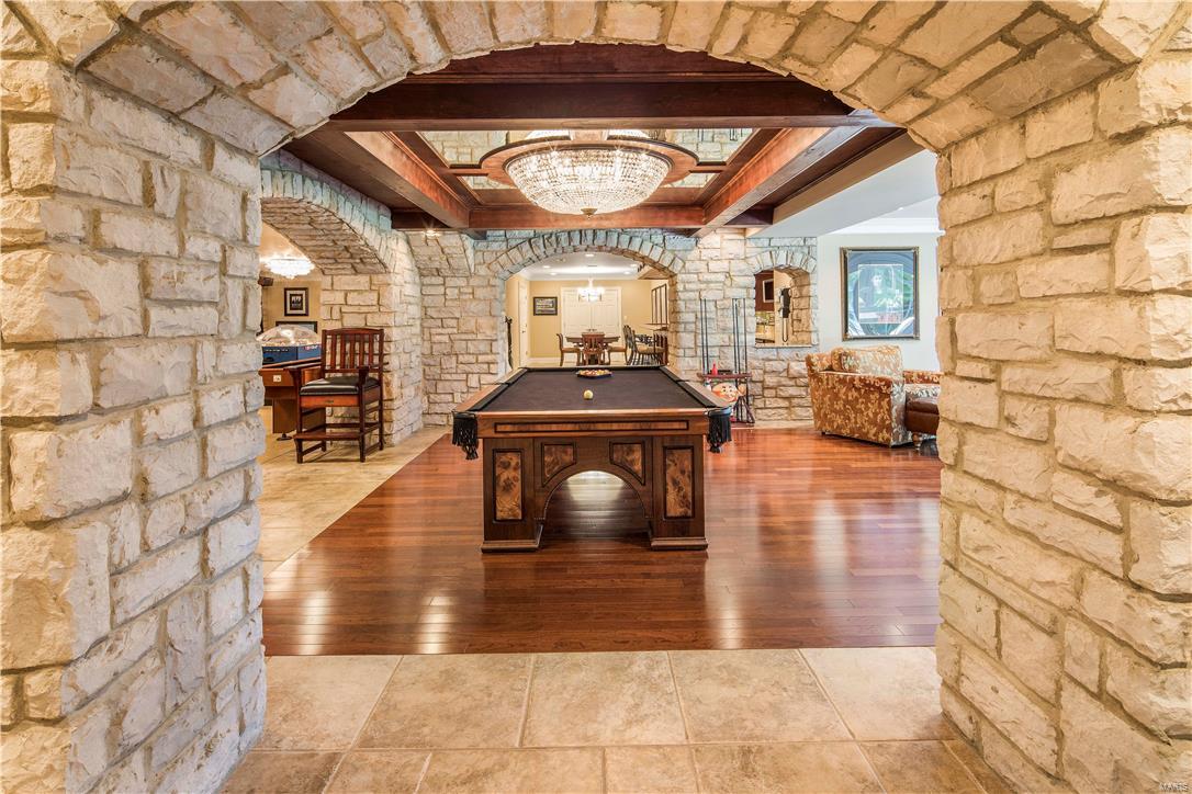 Hamptons The - Residential