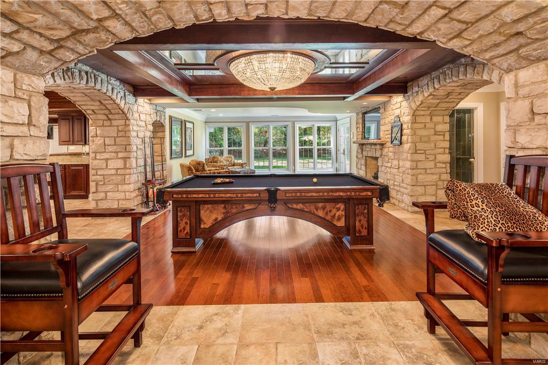 Hamptons The - Residential