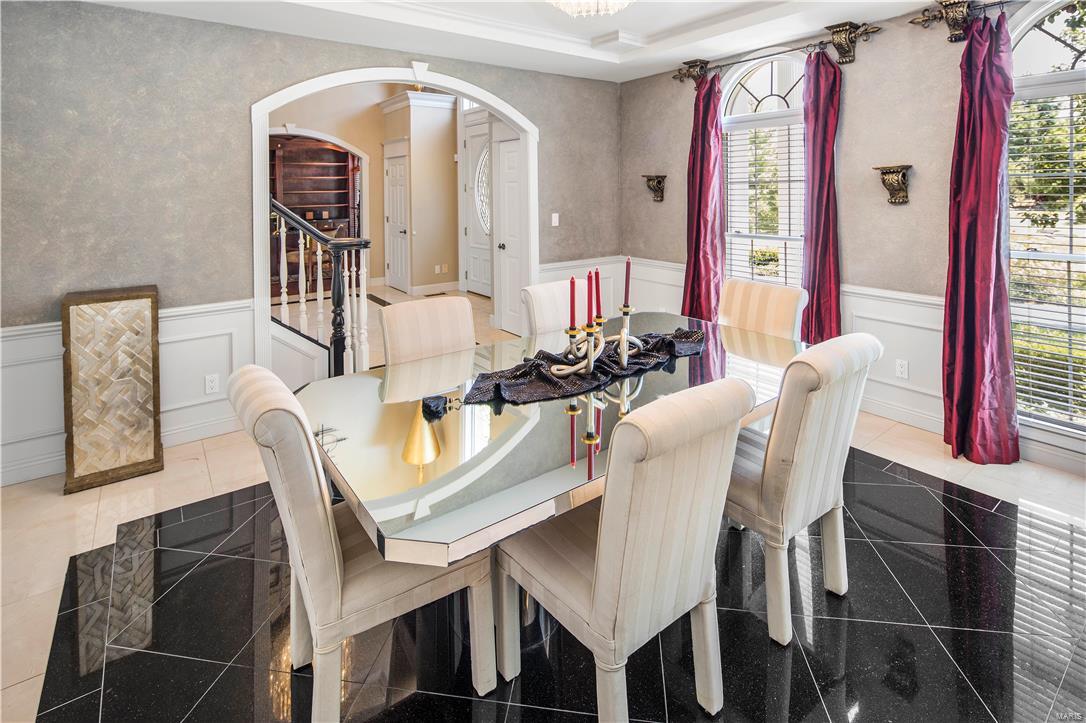 Hamptons The - Residential