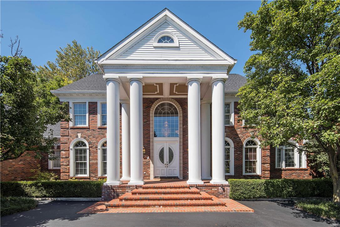 Hamptons The - Residential