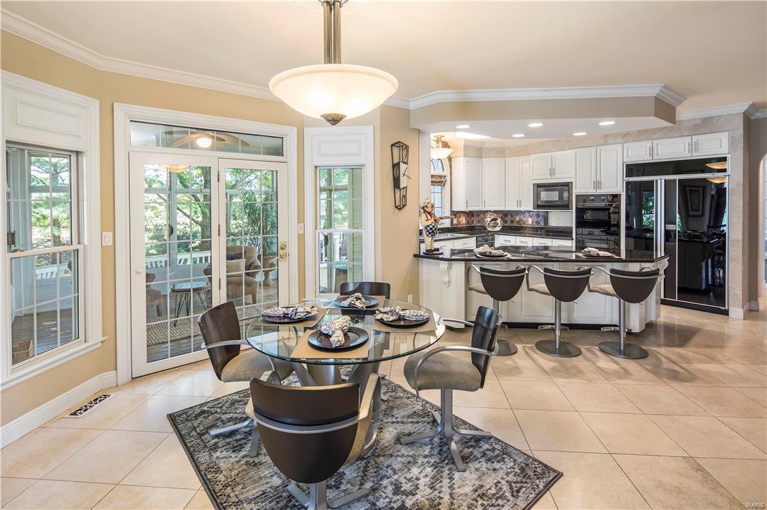 Hamptons The - Residential