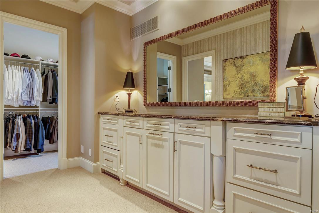 Lynnbrook - Residential